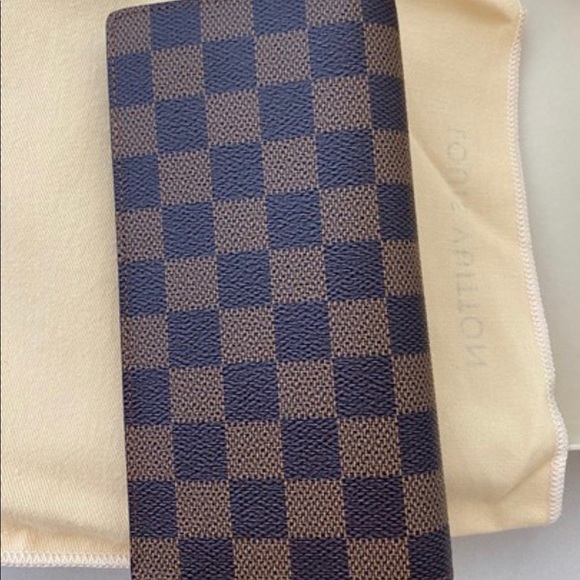 Louis Vuitton Wallet - Picture 2 of 9